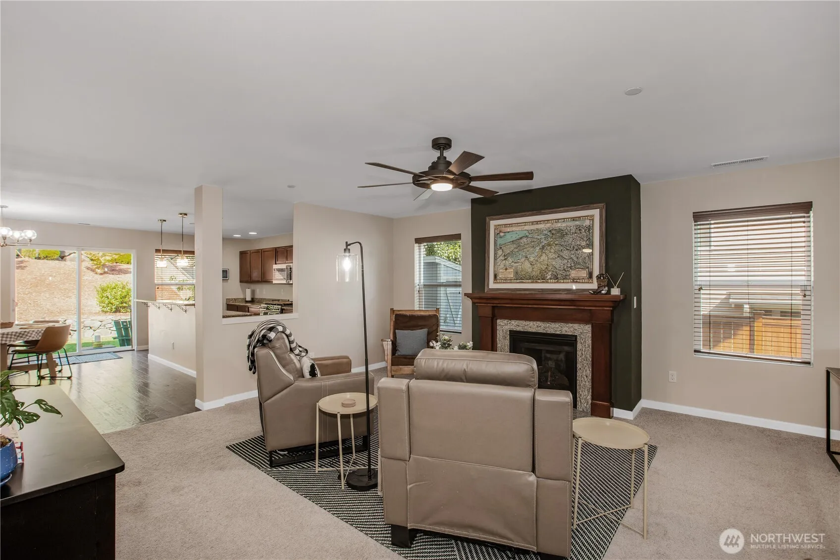 Property photo for 1162 Swan Loop, Dupont photo 5