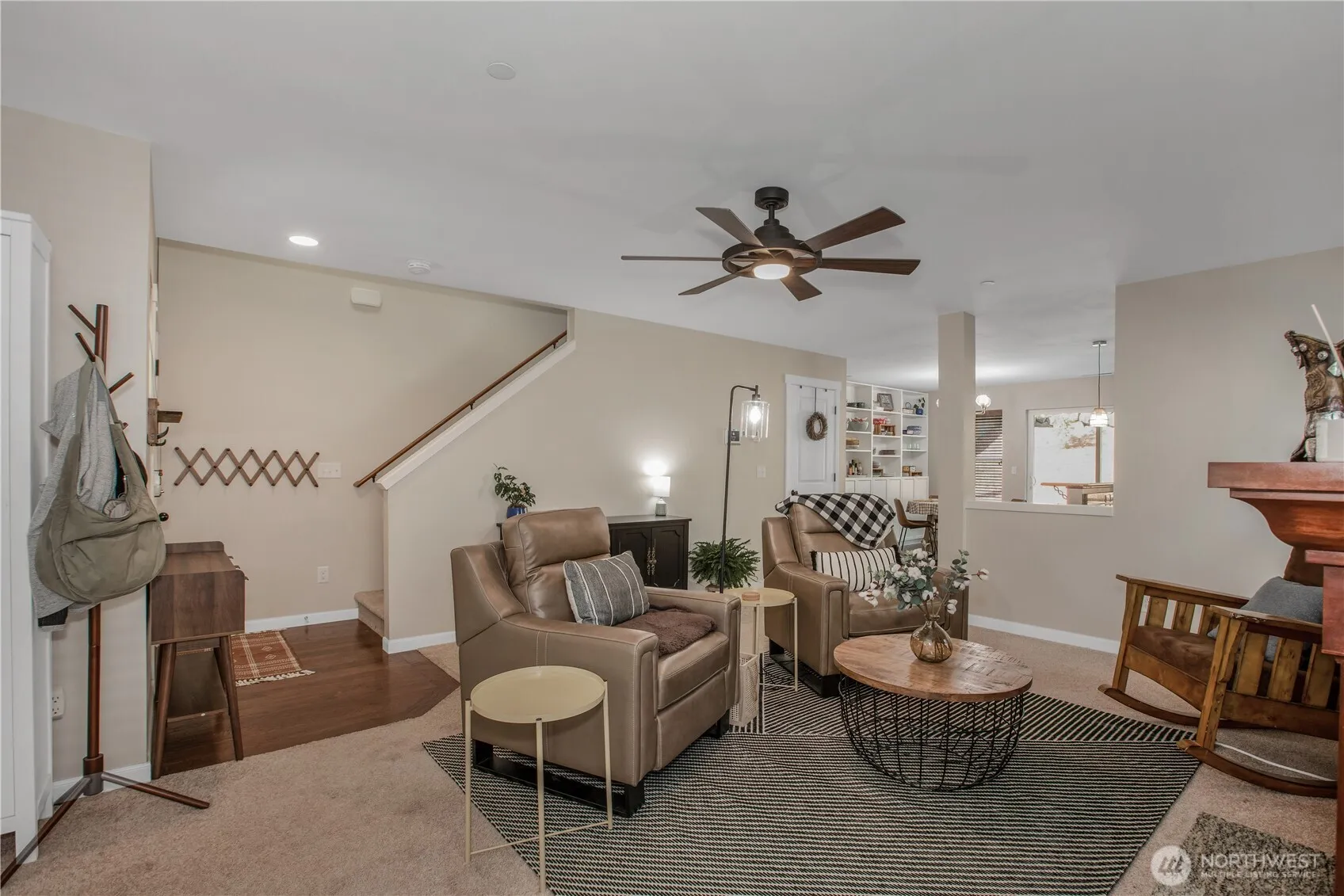 Property photo for 1162 Swan Loop, Dupont photo 4