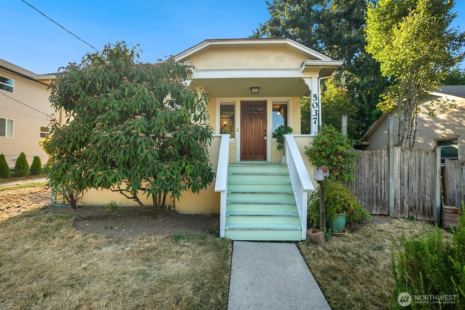 Property photo for 5037 Bowen Place S, Seattle