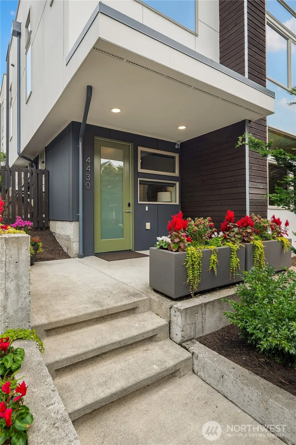 Property photo for 4430 Renton Avenue S, Seattle photo 3