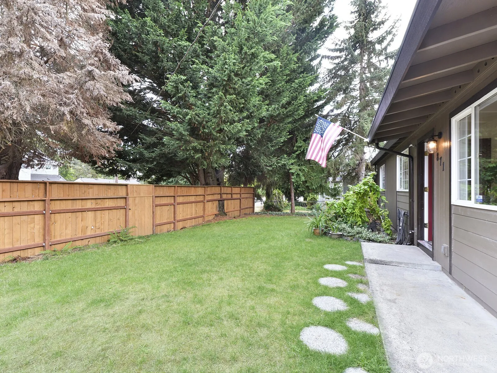 Property photo for 871 99th Street S, Tacoma photo 5