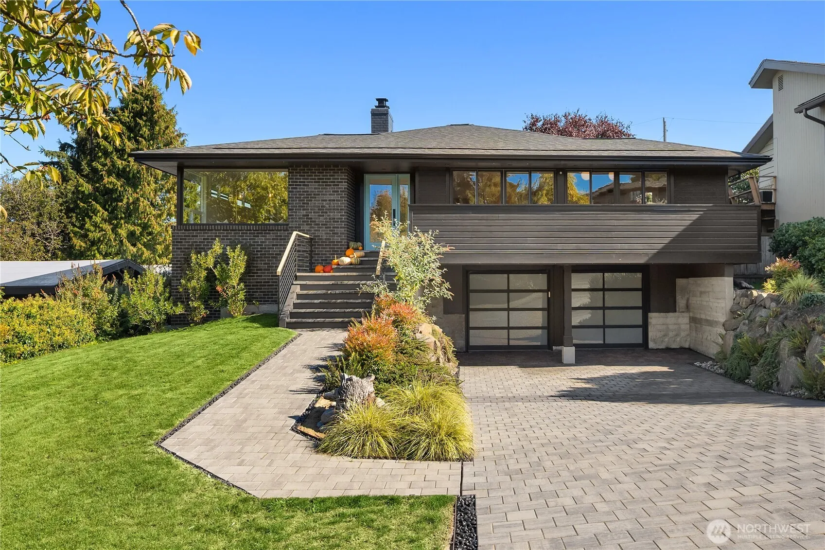 Property photo for 10706 12th Avenue Nw, Seattle