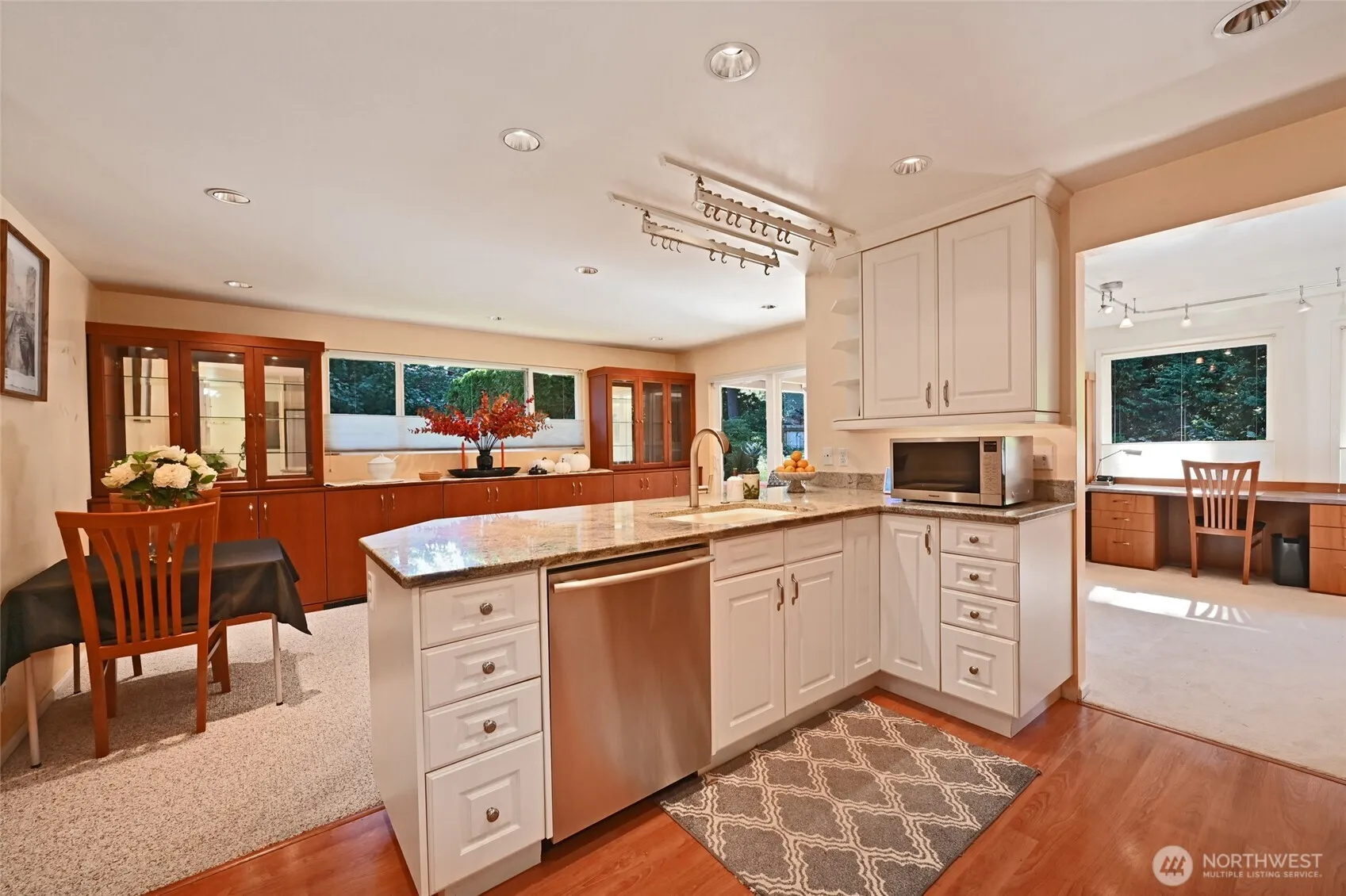 Property photo for 15047 12th Street Ne, Bellevue photo 4