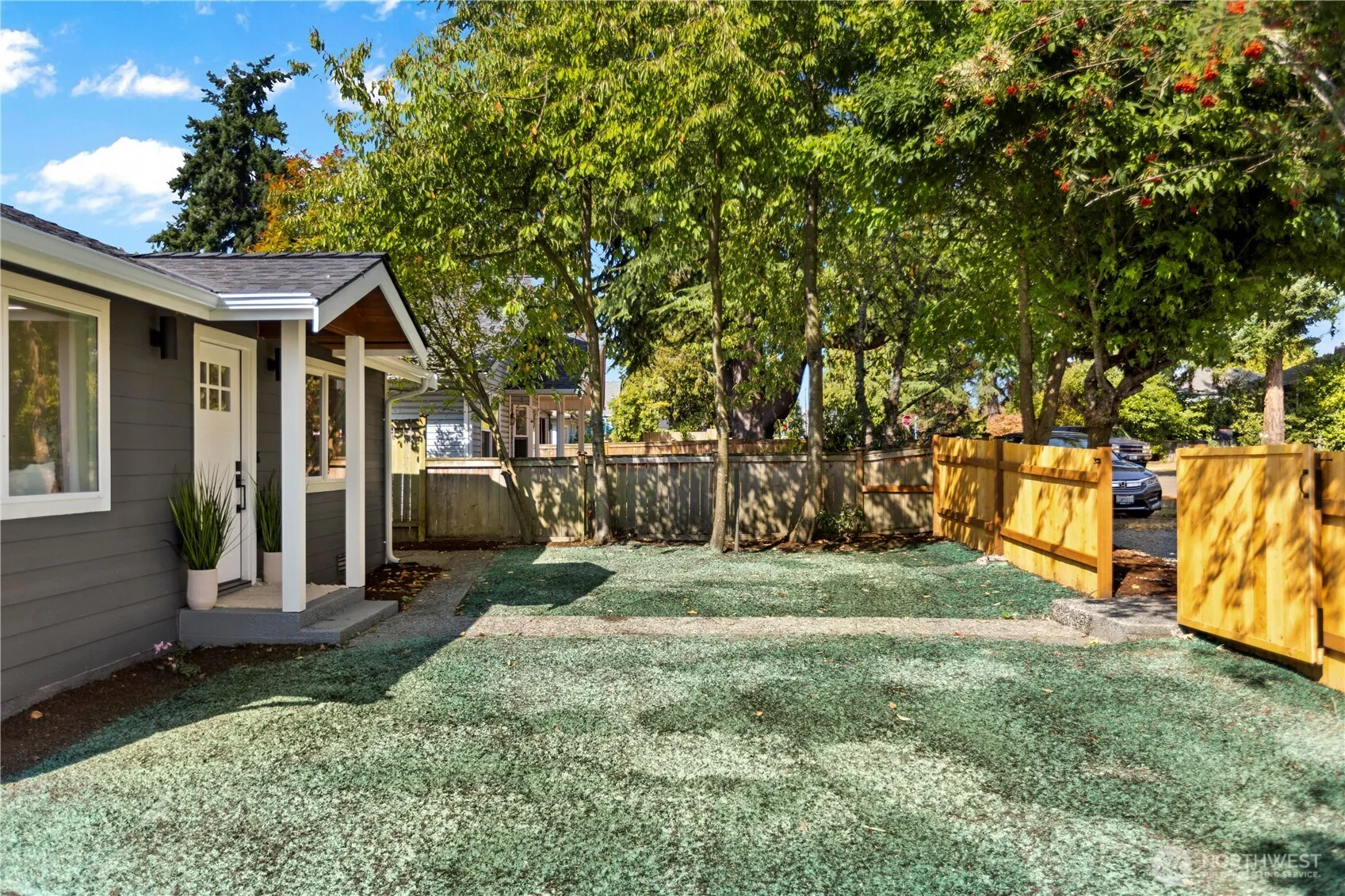 Property photo for 9739 Evanston Avenue N, Seattle photo 2