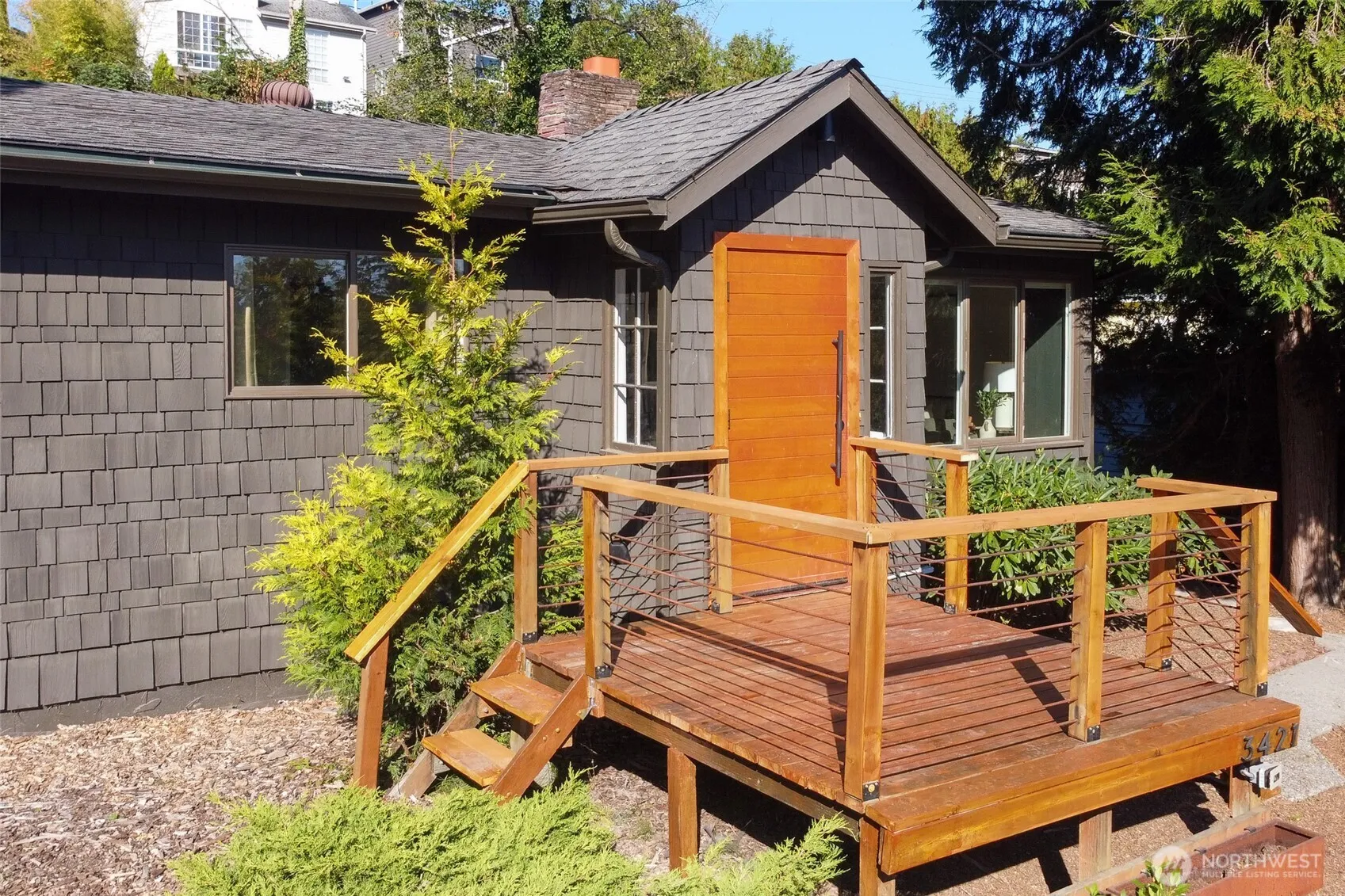 Property photo for 3421 25th Avenue S, Seattle photo 3