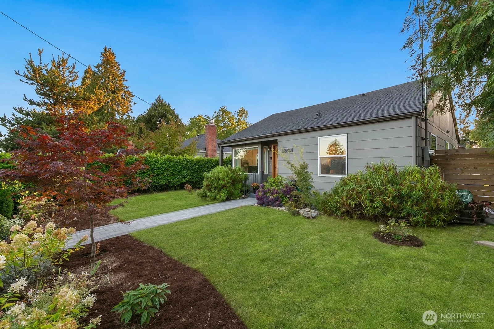 Property photo for 10743 Fremont Avenue N, Seattle photo 2