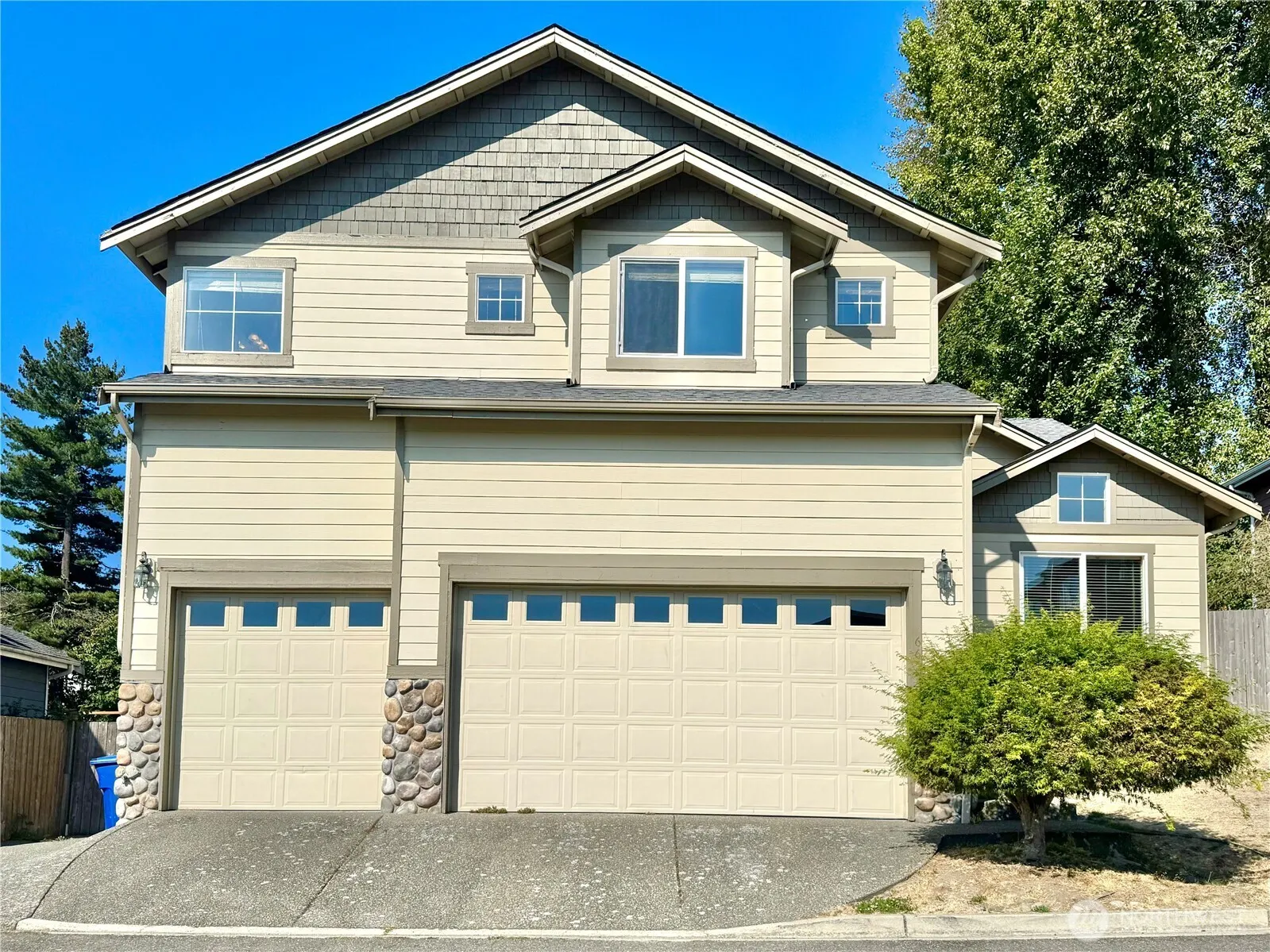 Property photo for 665 Blaine Court Ne, Renton
