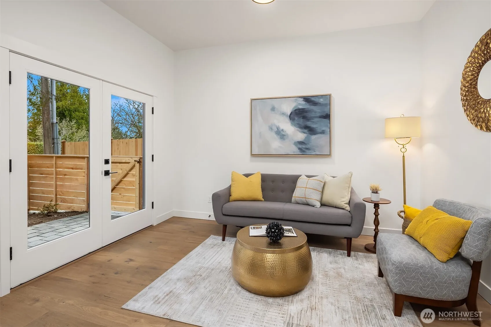 Property photo for 13546 39th Avenue Ne #b, Seattle photo 3