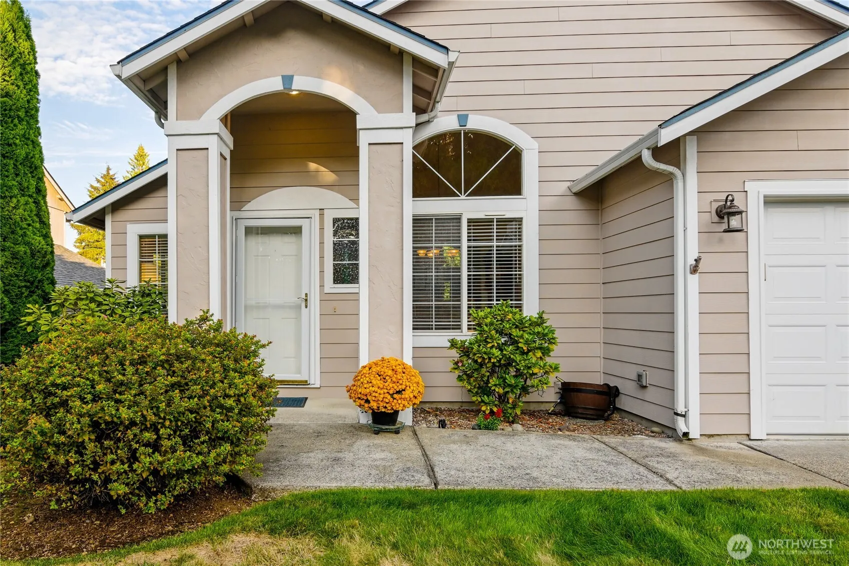 Property photo for 5100 Marian Drive Ne, Olympia photo 2
