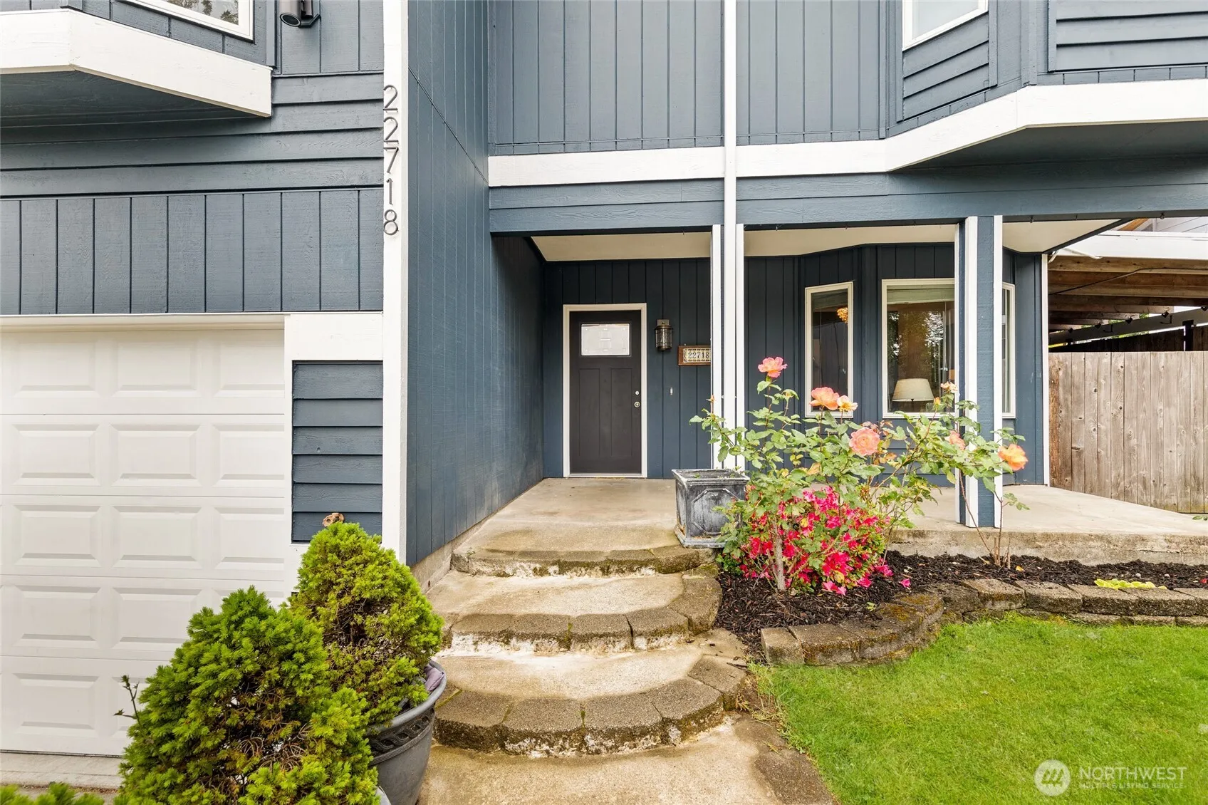 Property photo for 22718 1st Place W, Bothell photo 4