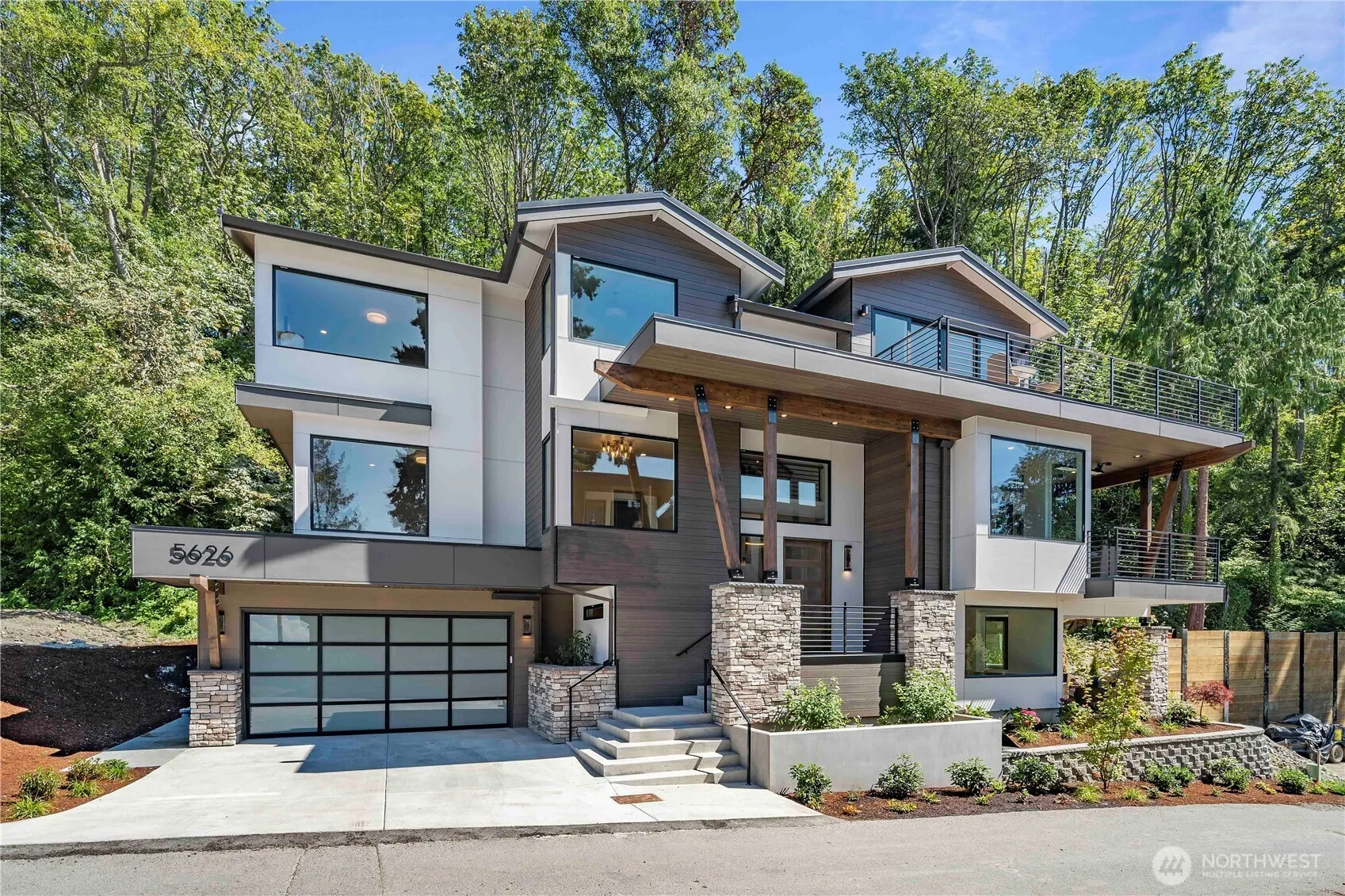 5626 Beach Drive Sw, Seattle