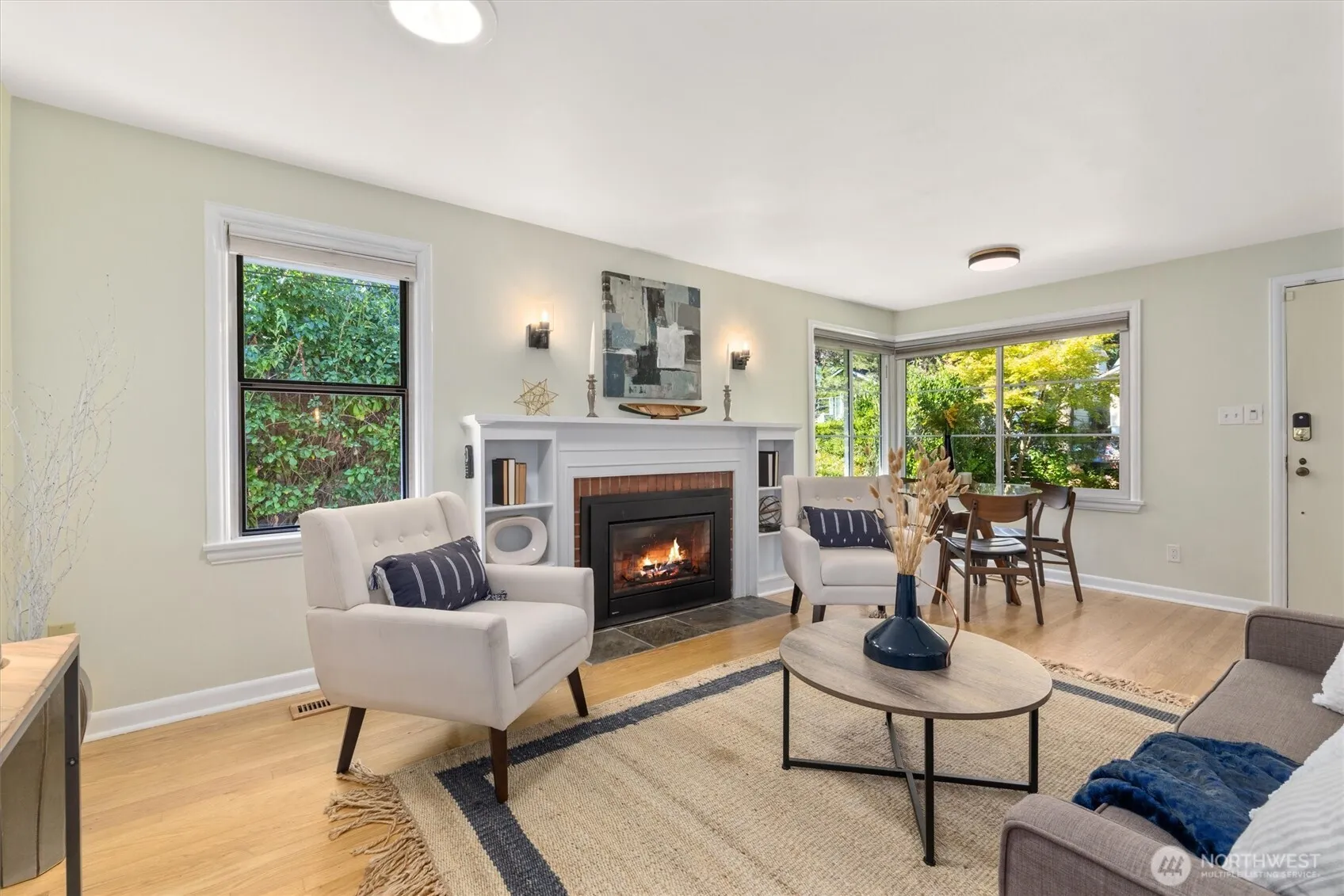 Property photo for 4025 Ne 58th Street, Seattle photo 5