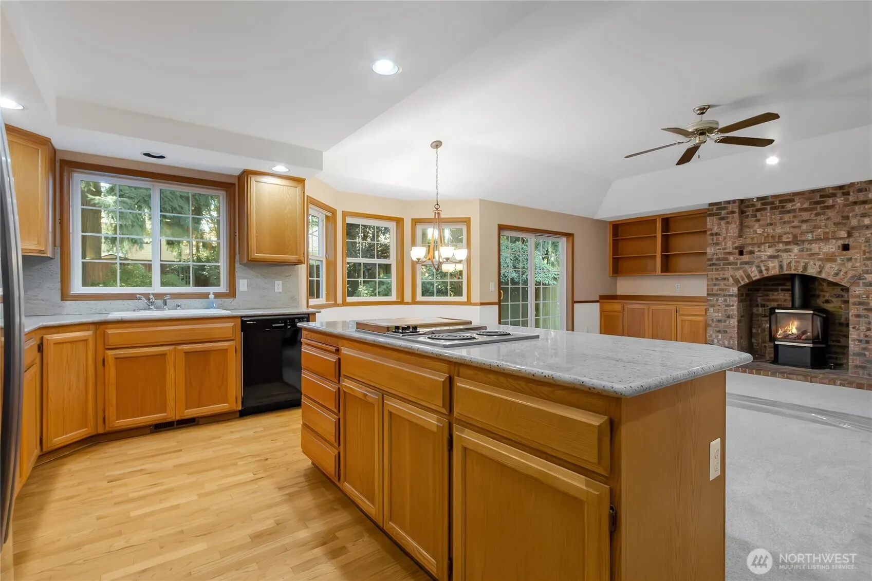 Property photo for 9022 166th Street E, Puyallup photo 4