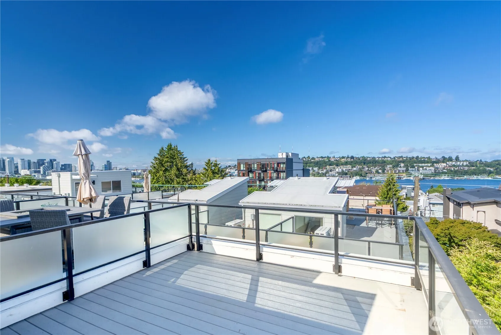 Property photo for 2218 Franklin Avenue E #c, Seattle photo 5