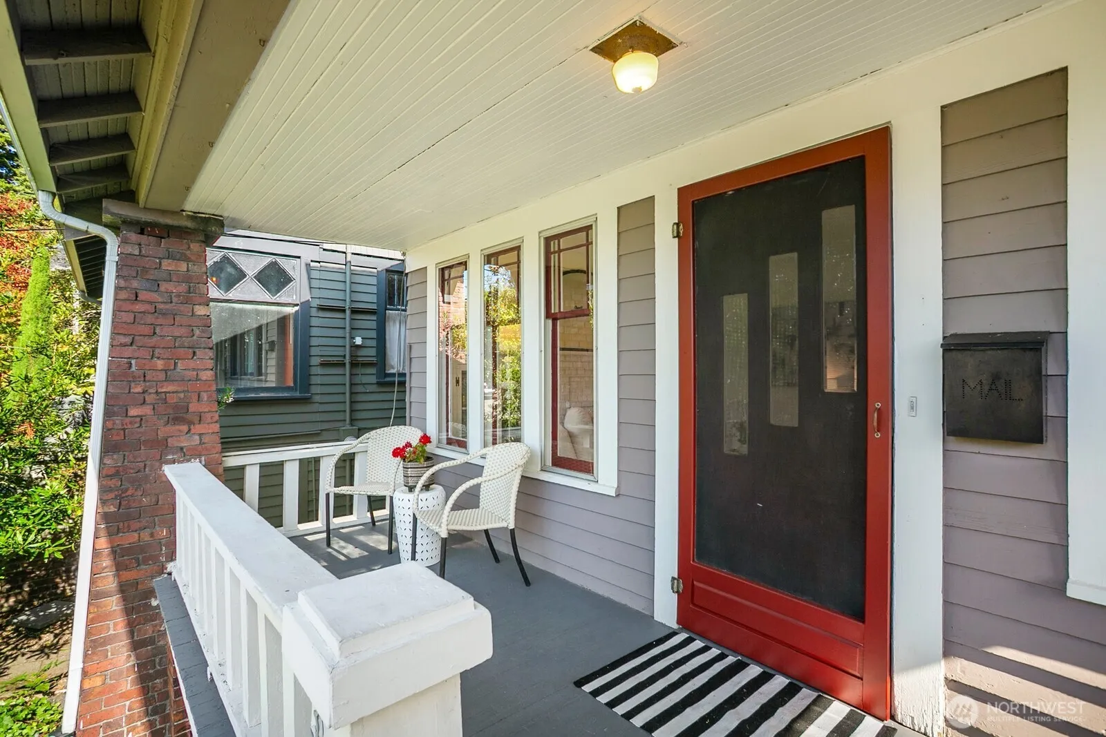 Property photo for 3418 Densmore Avenue N, Seattle photo 4