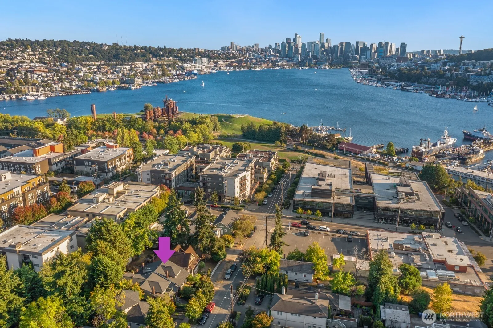Property photo for 3418 Densmore Avenue N, Seattle photo 3
