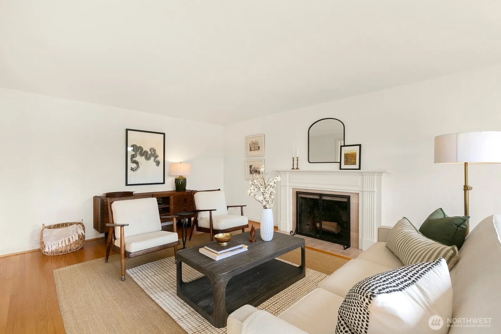Property photo for 3430 40th Avenue W, Seattle photo 5