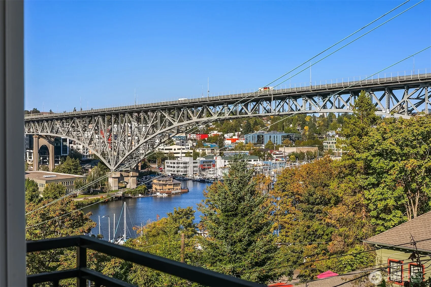 Property photo for 2720 Nob Hill Avenue N, Seattle