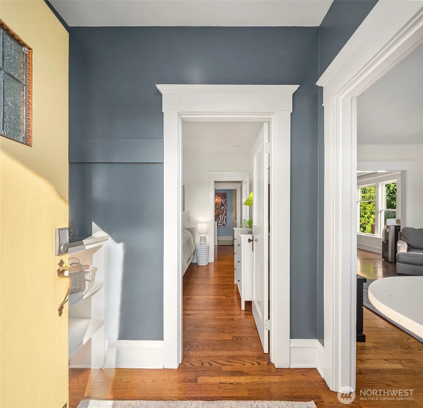 Property photo for 2816 11th Avenue W, Seattle photo 2