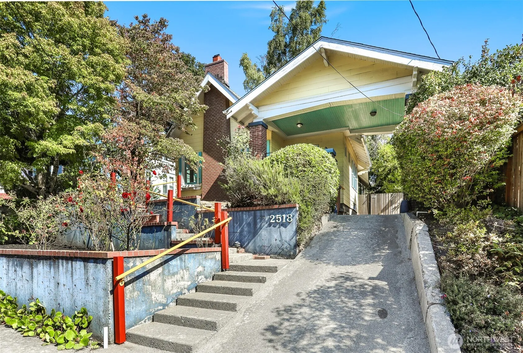 Property photo for 2518 31st Avenue S, Seattle