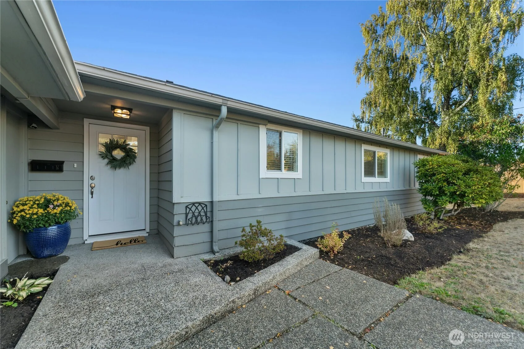 Property photo for 1142 N Skyline Drive, Tacoma photo 3