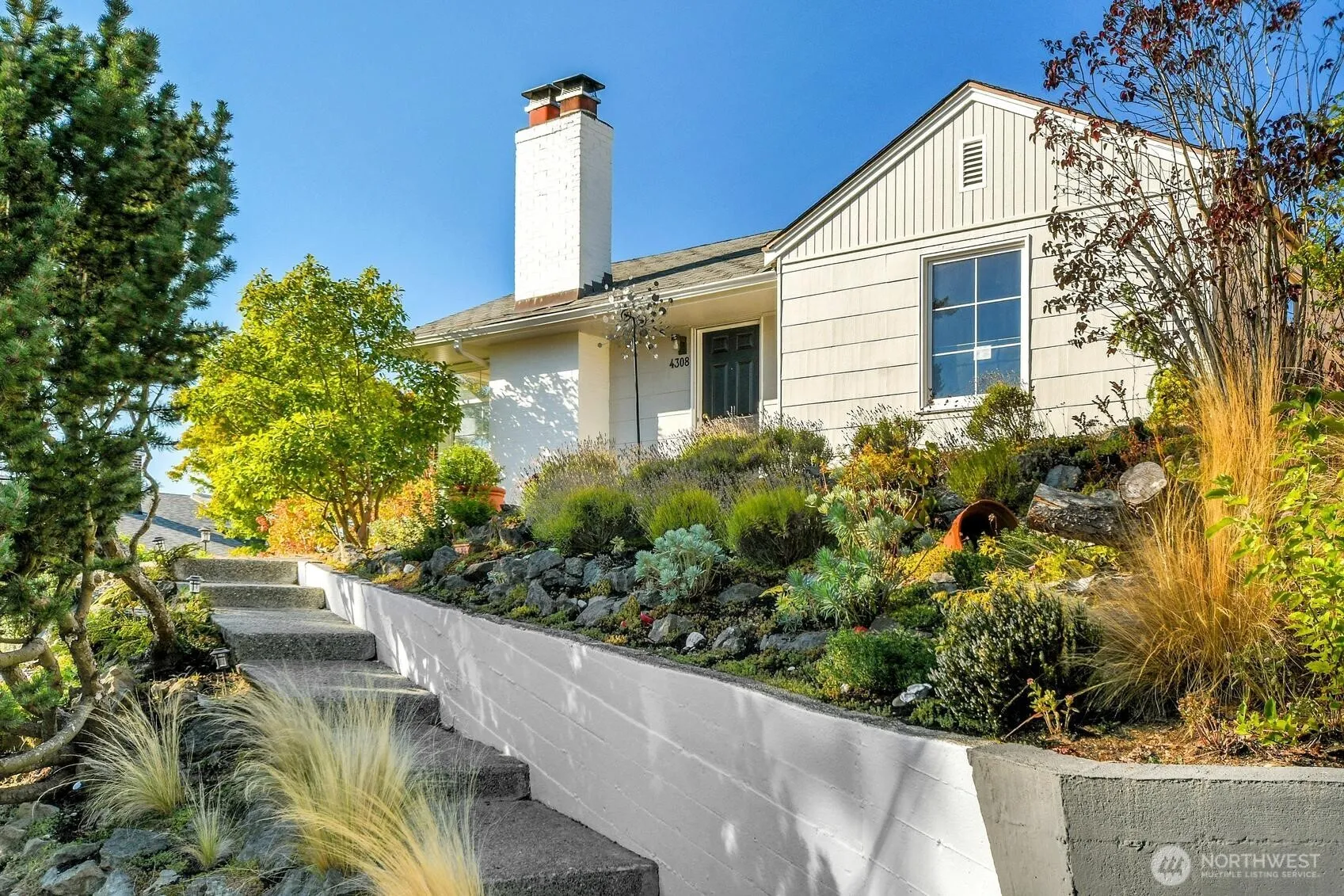 Property photo for 4308 Sw Portland Street, Seattle photo 2
