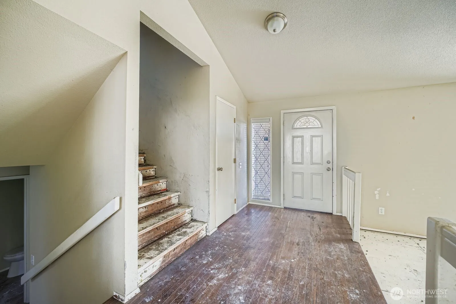 Property photo for 1755 57th Street Ne, Tacoma photo 3