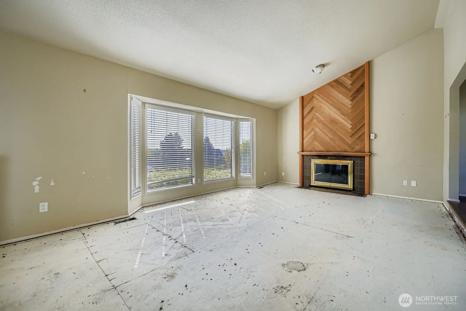 Property photo for 1755 57th Street Ne, Tacoma photo 4