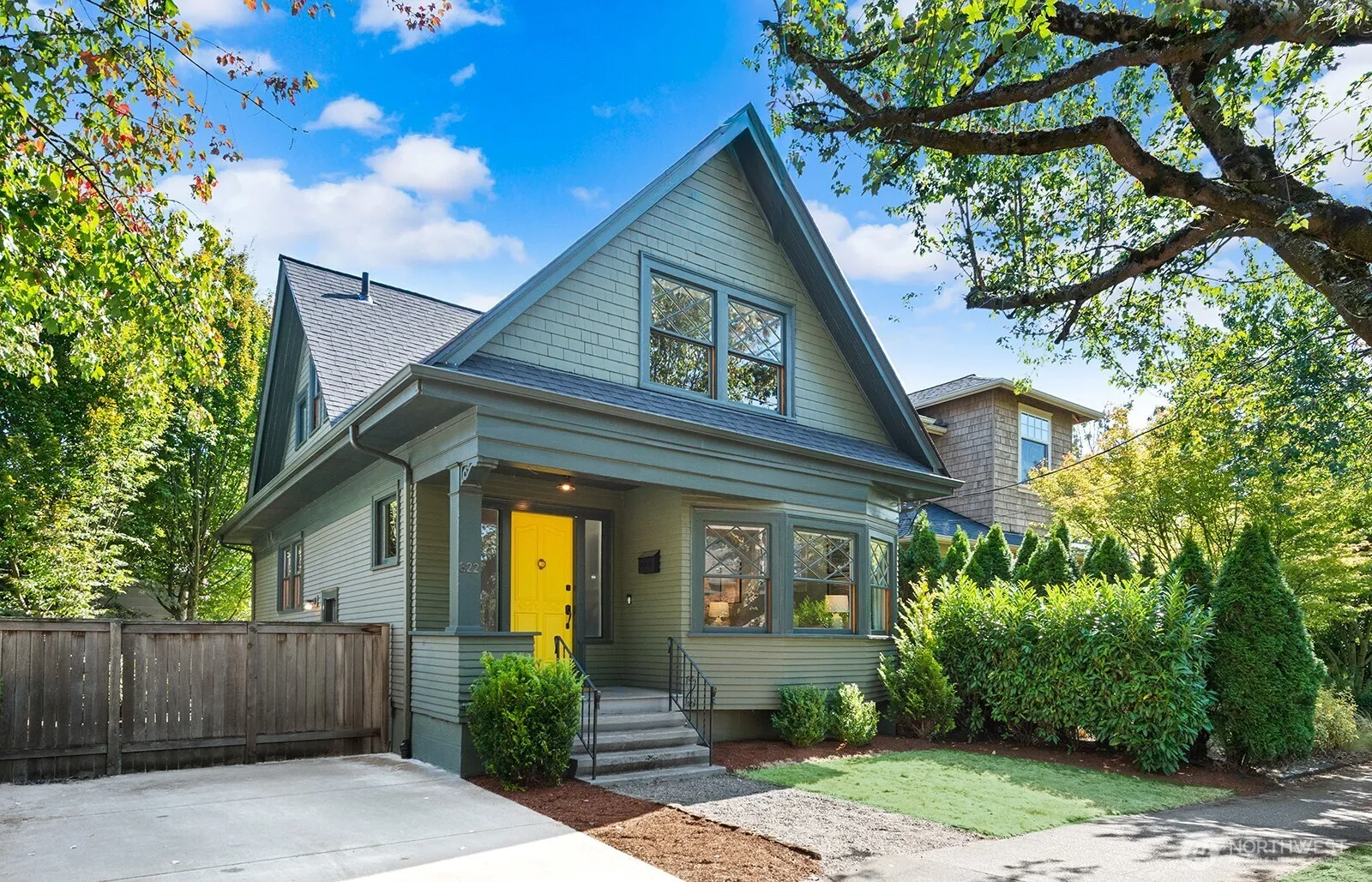 Property photo for 822 24th Avenue, Seattle