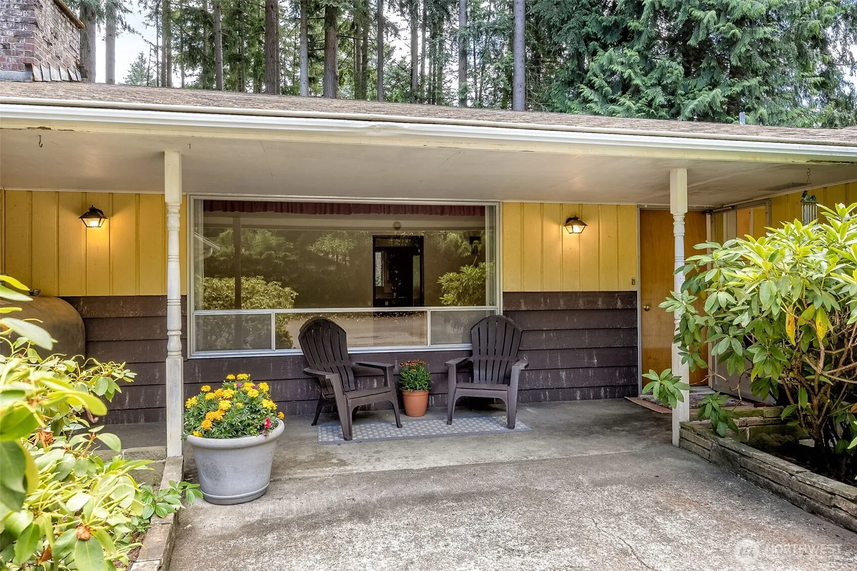 Property photo for 8115 50th Avenue E, Tacoma photo 3