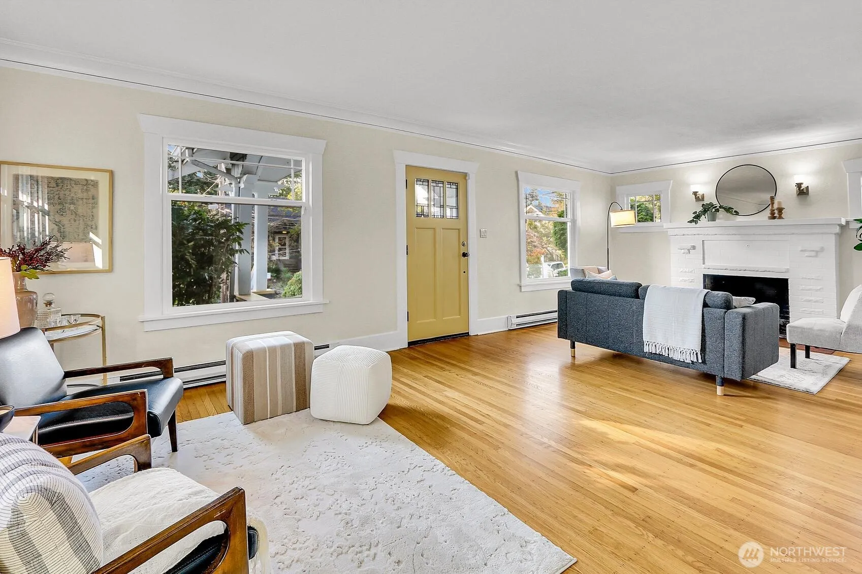 Property photo for 6818 16th Avenue Ne, Seattle photo 4
