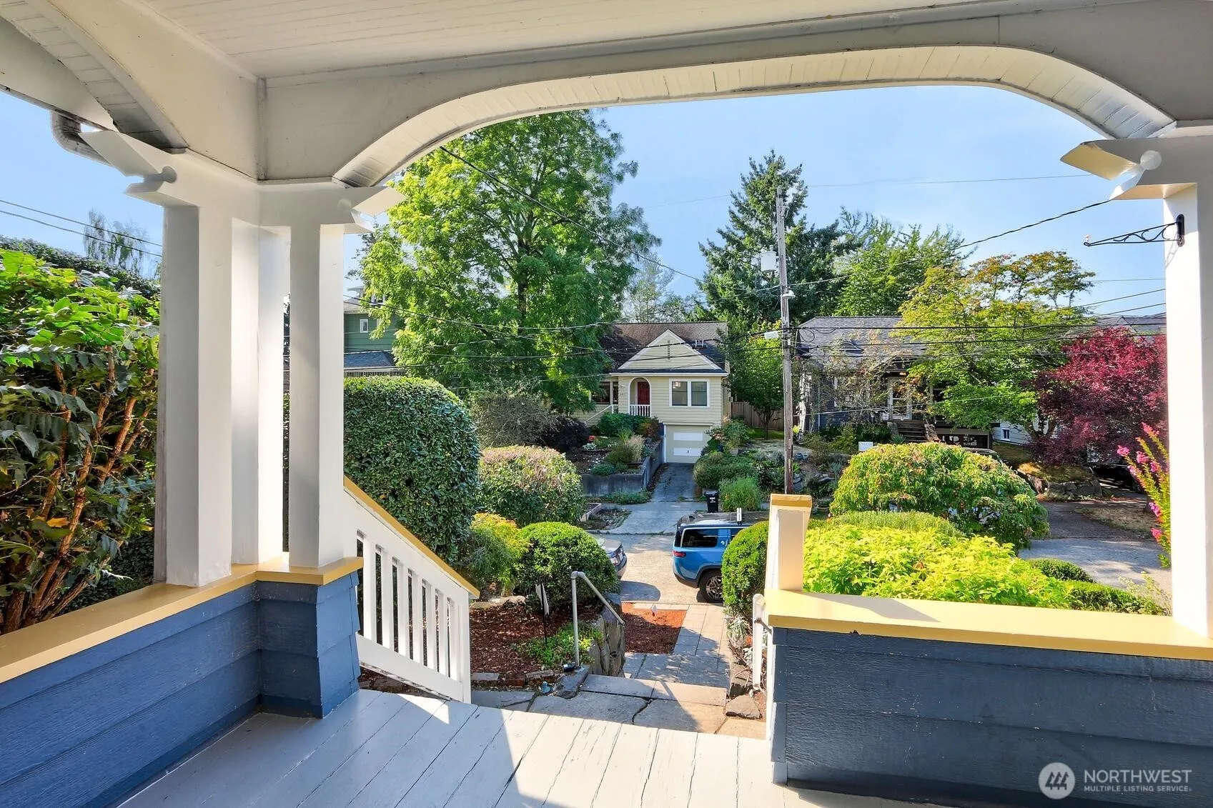 Property photo for 6818 16th Avenue Ne, Seattle photo 2