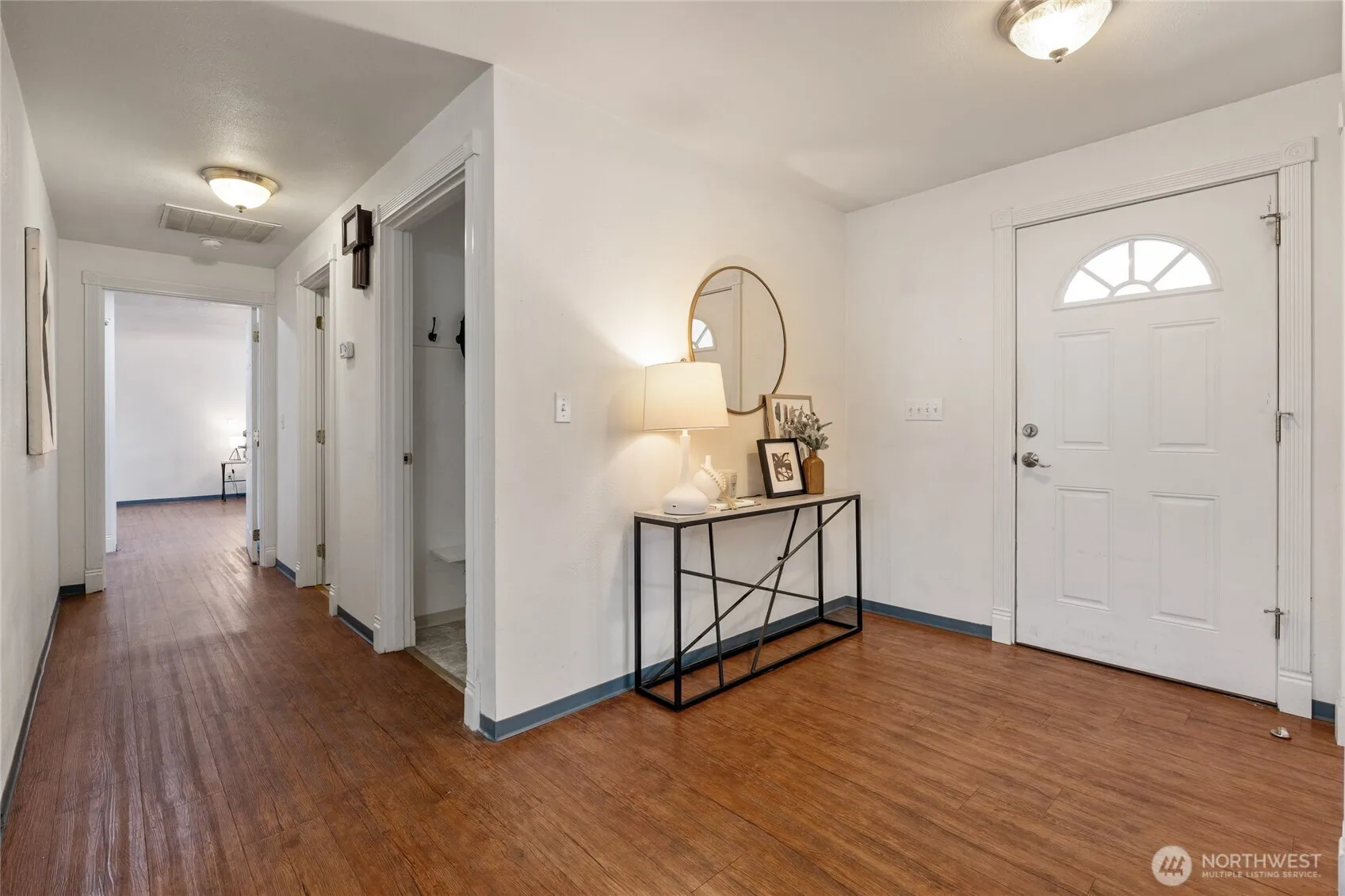 Property photo for 14909 12th Avenue E, Tacoma photo 5