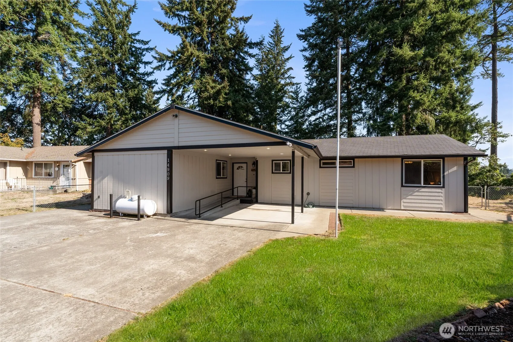 Property photo for 14909 12th Avenue E, Tacoma