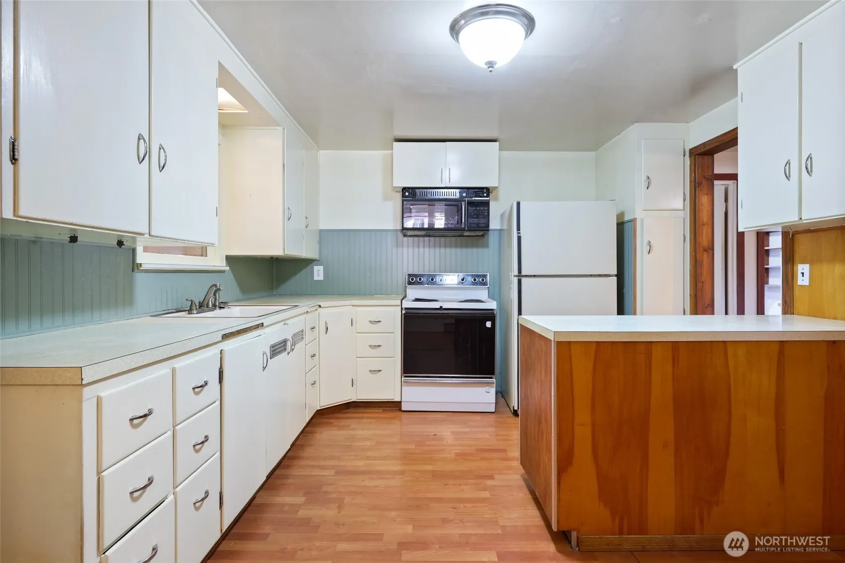 Property photo for 1910 Van Epps Street Se, Olympia photo 5