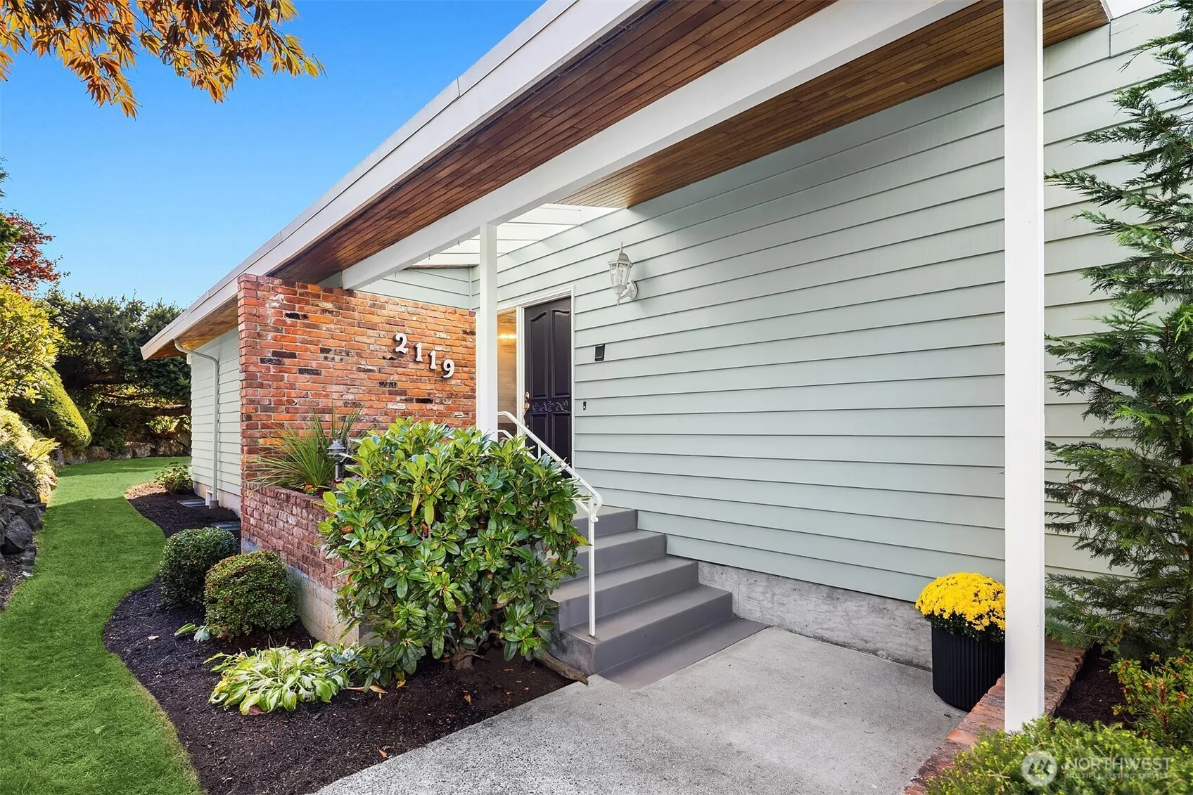 Property photo for 2119 Nw 93rd Street, Seattle photo 2