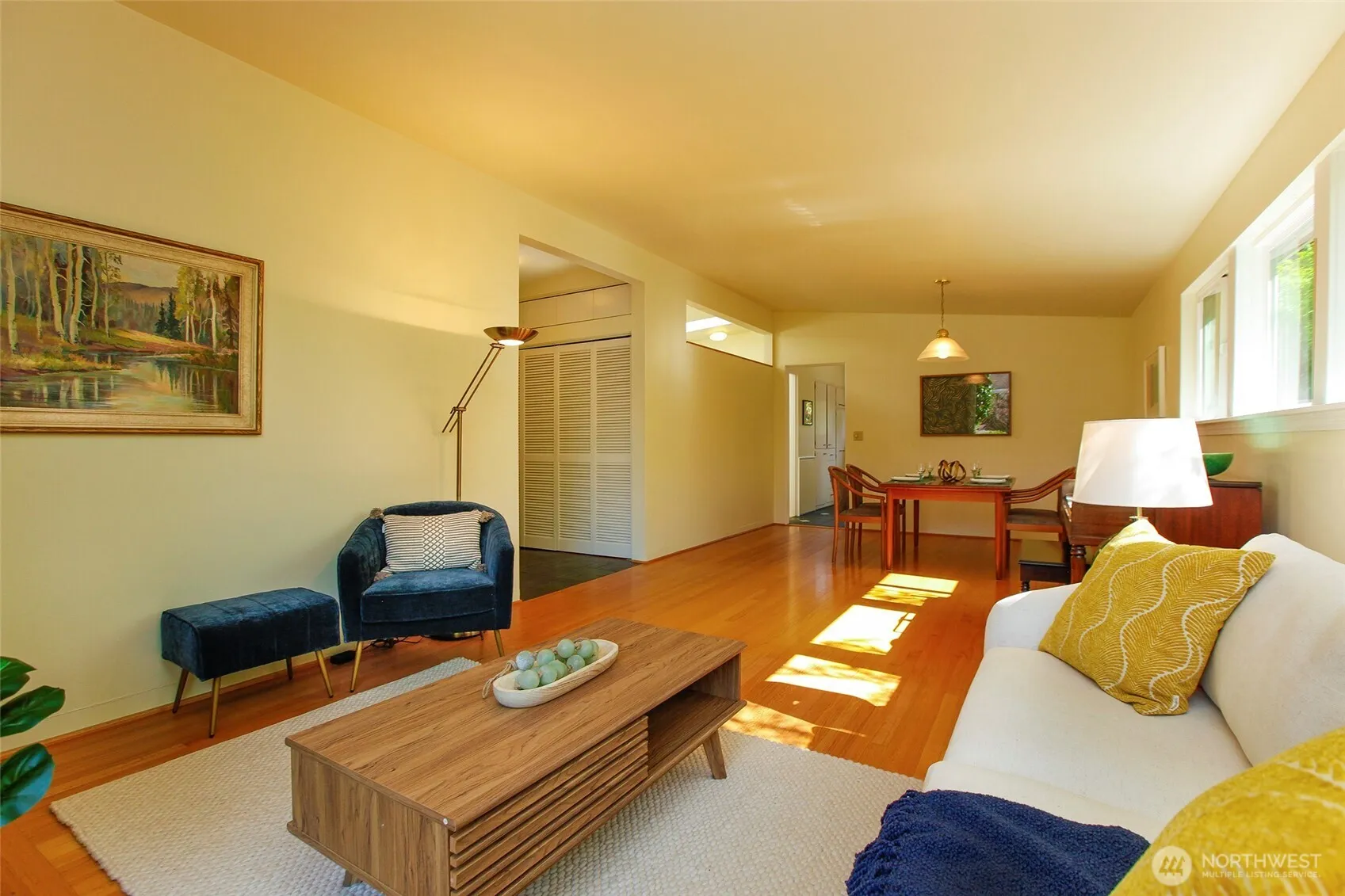 Property photo for 2612 25th Avenue W, Seattle photo 5