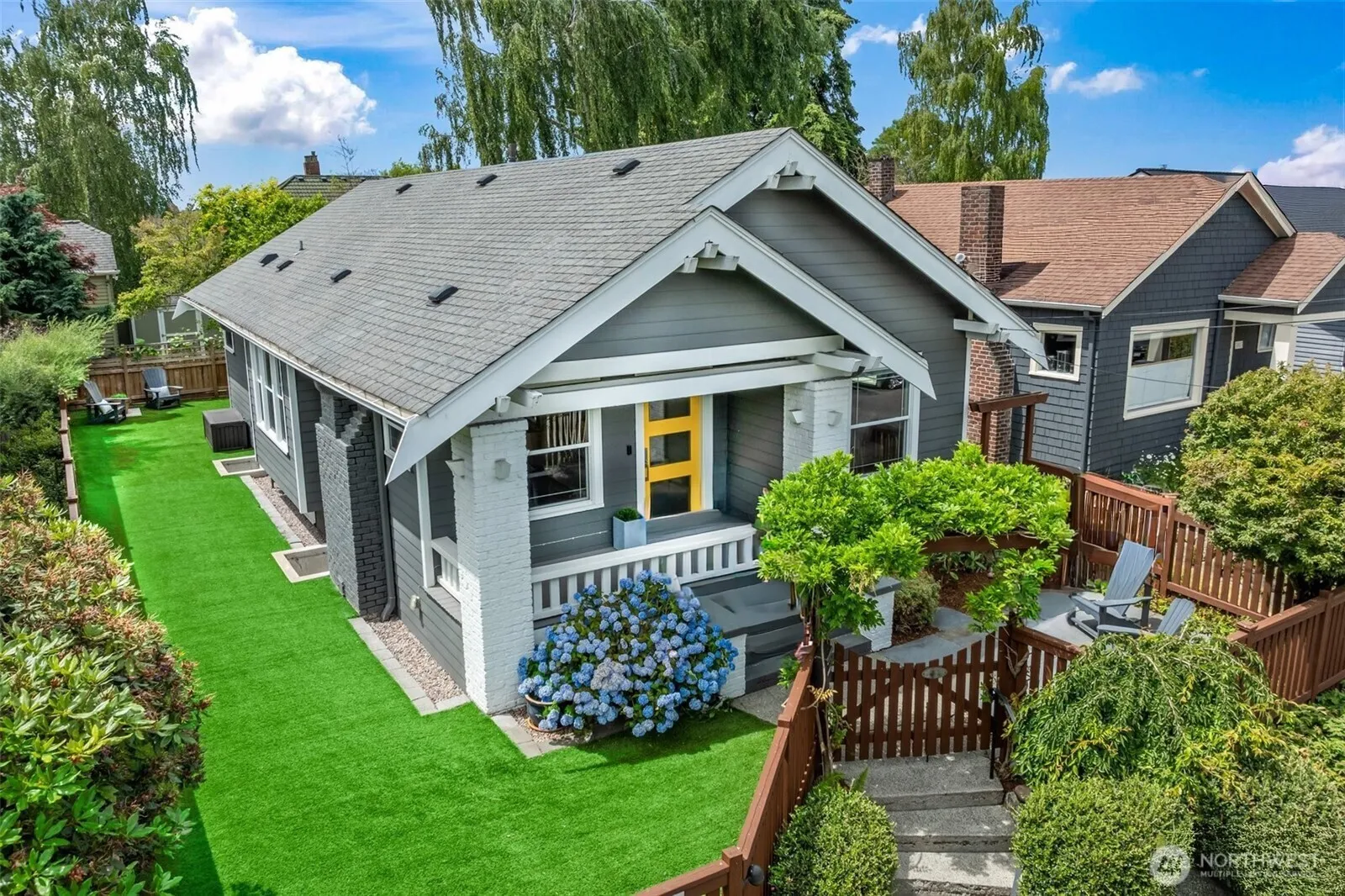 Property photo for 5811 1st Avenue Ne, Seattle