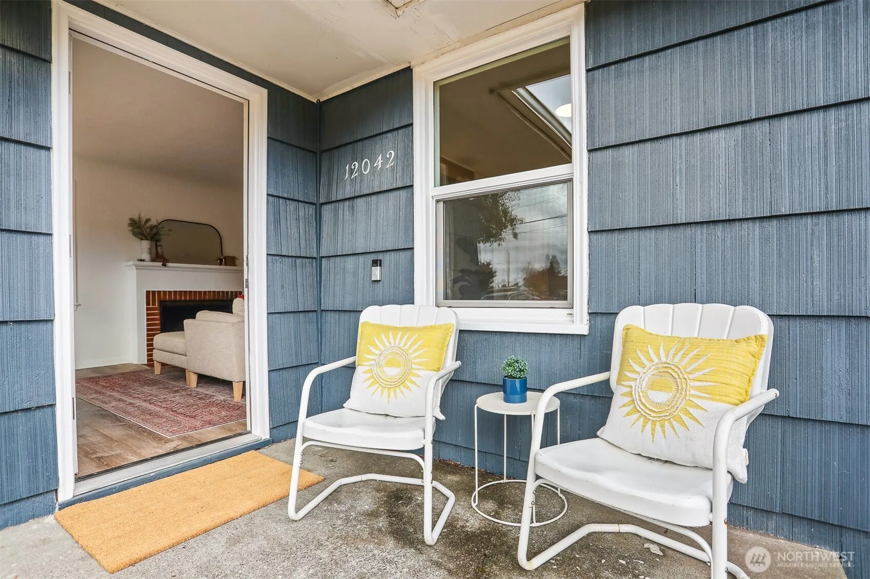 Property photo for 12042 26th Avenue S, Seattle photo 3