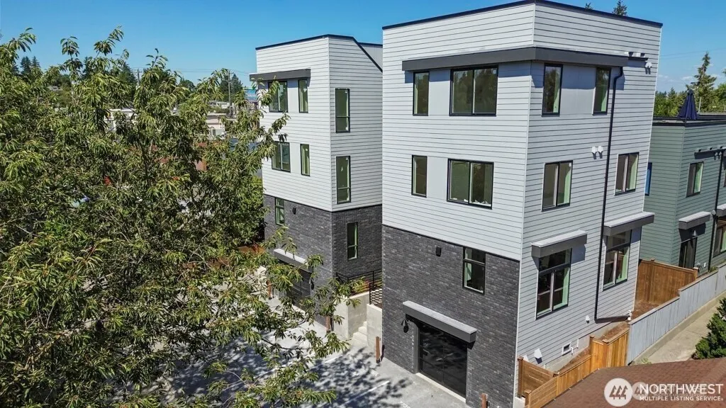 Property photo for 7739 15th Avenue Ne #c, Seattle