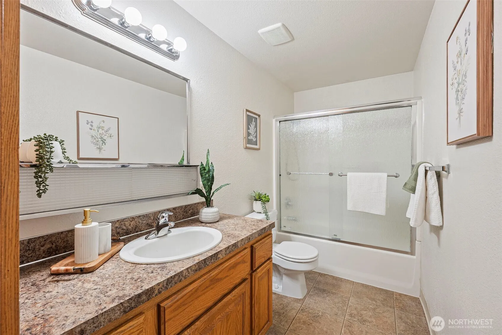 Property photo for 2412 Prospect Street Ne, Olympia photo 5