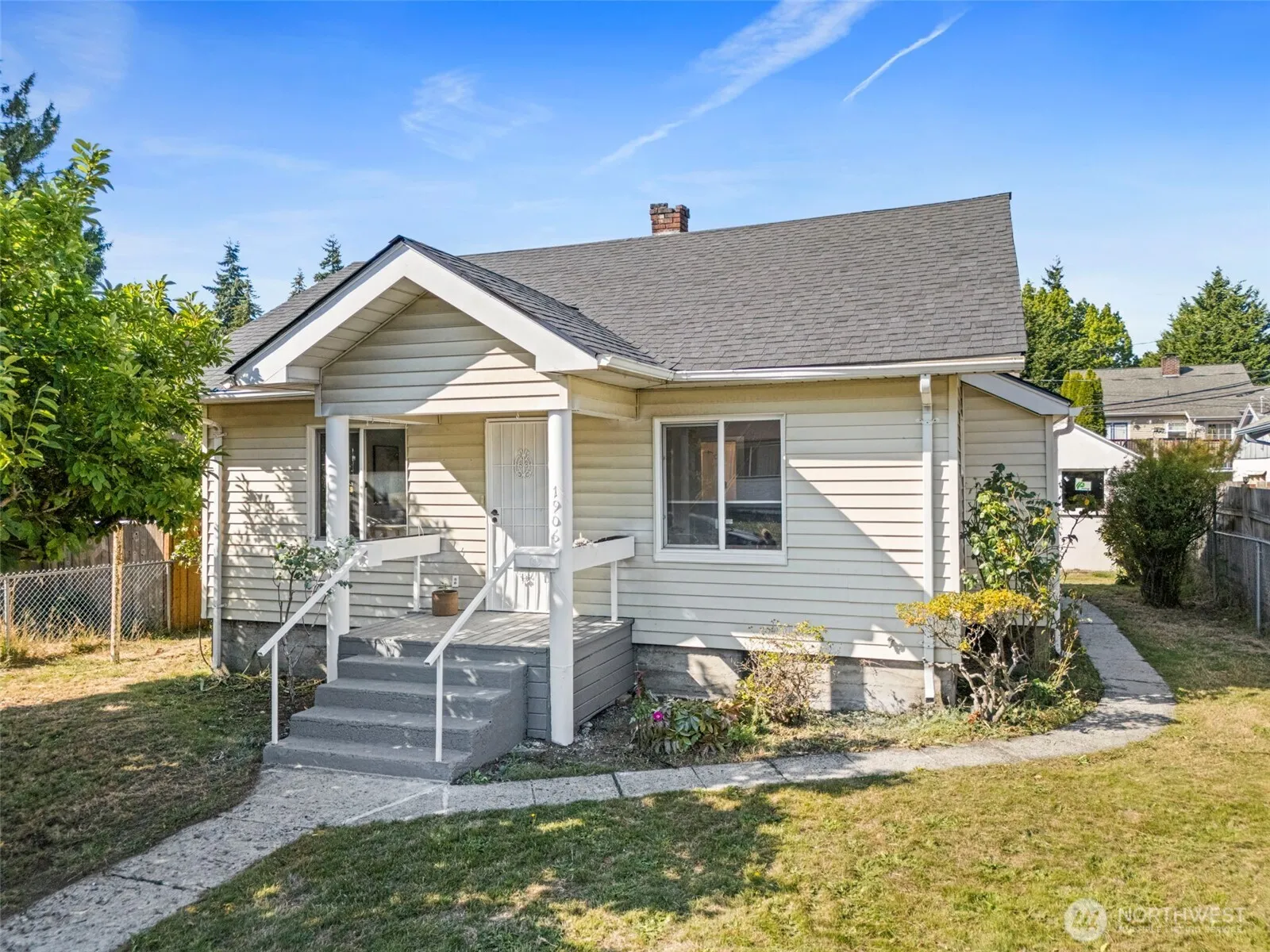Property photo for 1906 S Hosmer, Tacoma