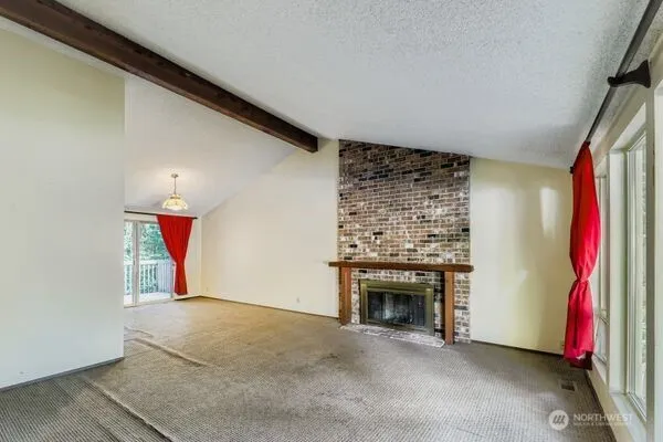 Property photo for 114 212th Street Se, Bothell photo 5
