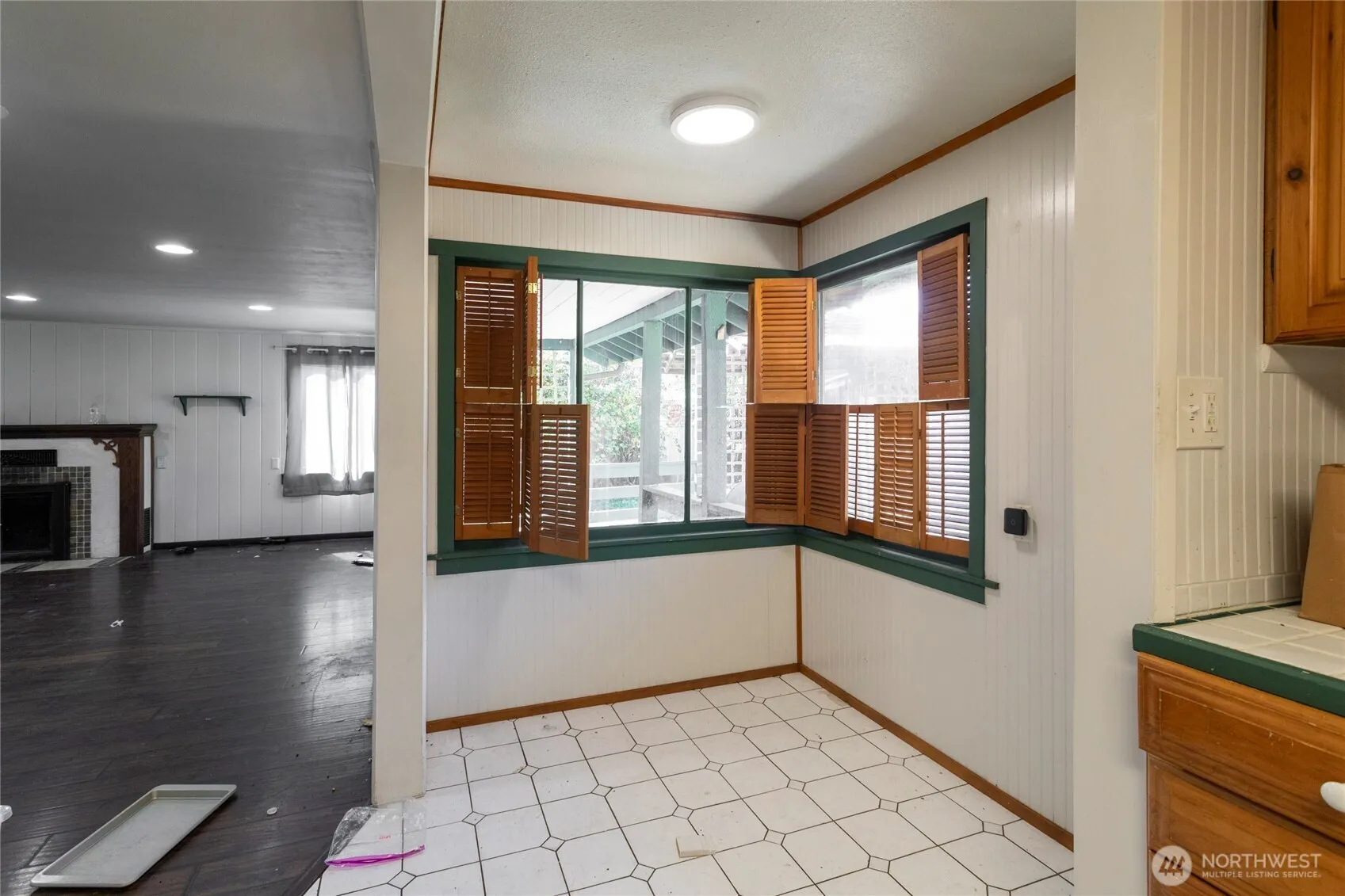 Property photo for 7802 Golden Given Road E, Tacoma photo 5