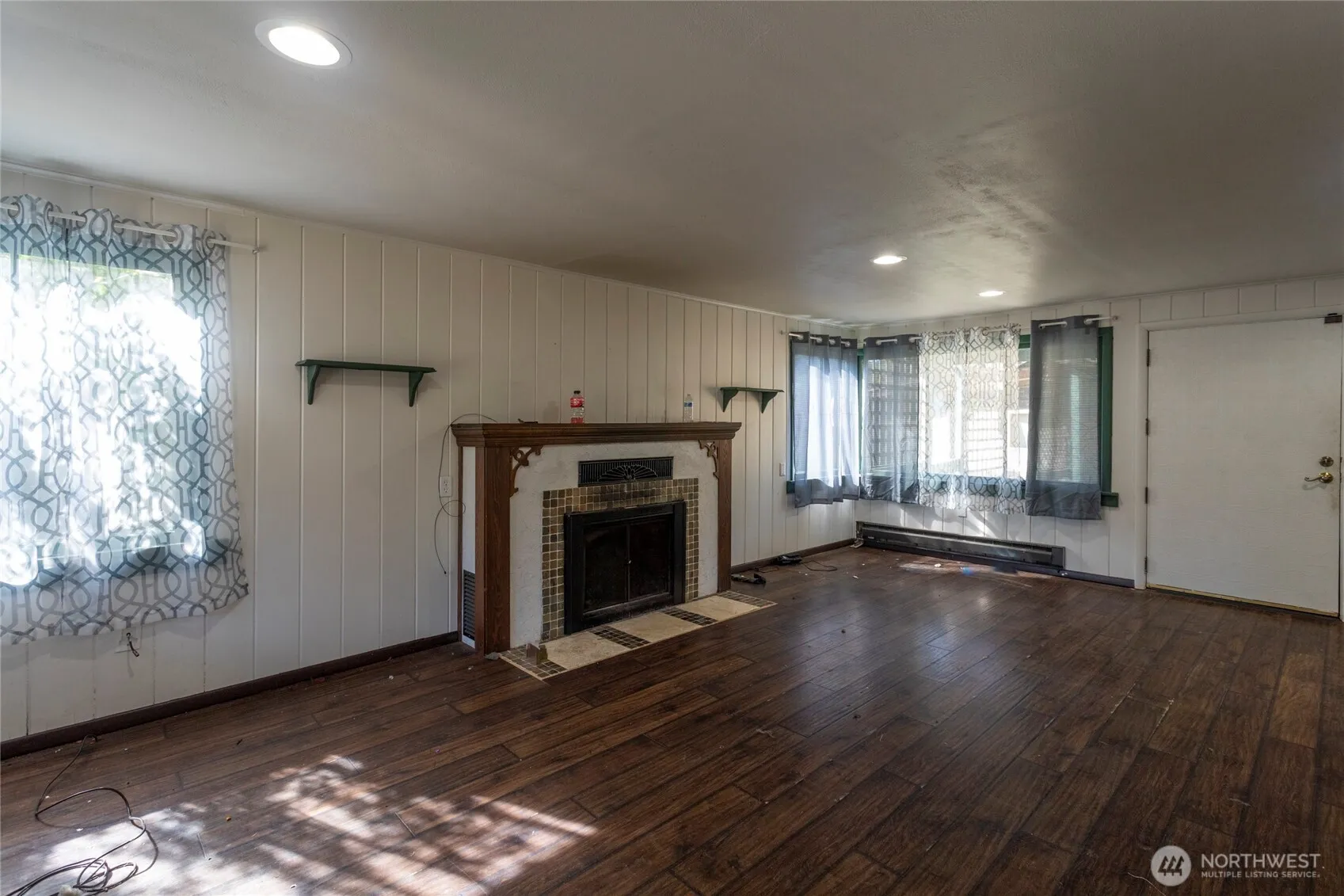 Property photo for 7802 Golden Given Road E, Tacoma photo 2