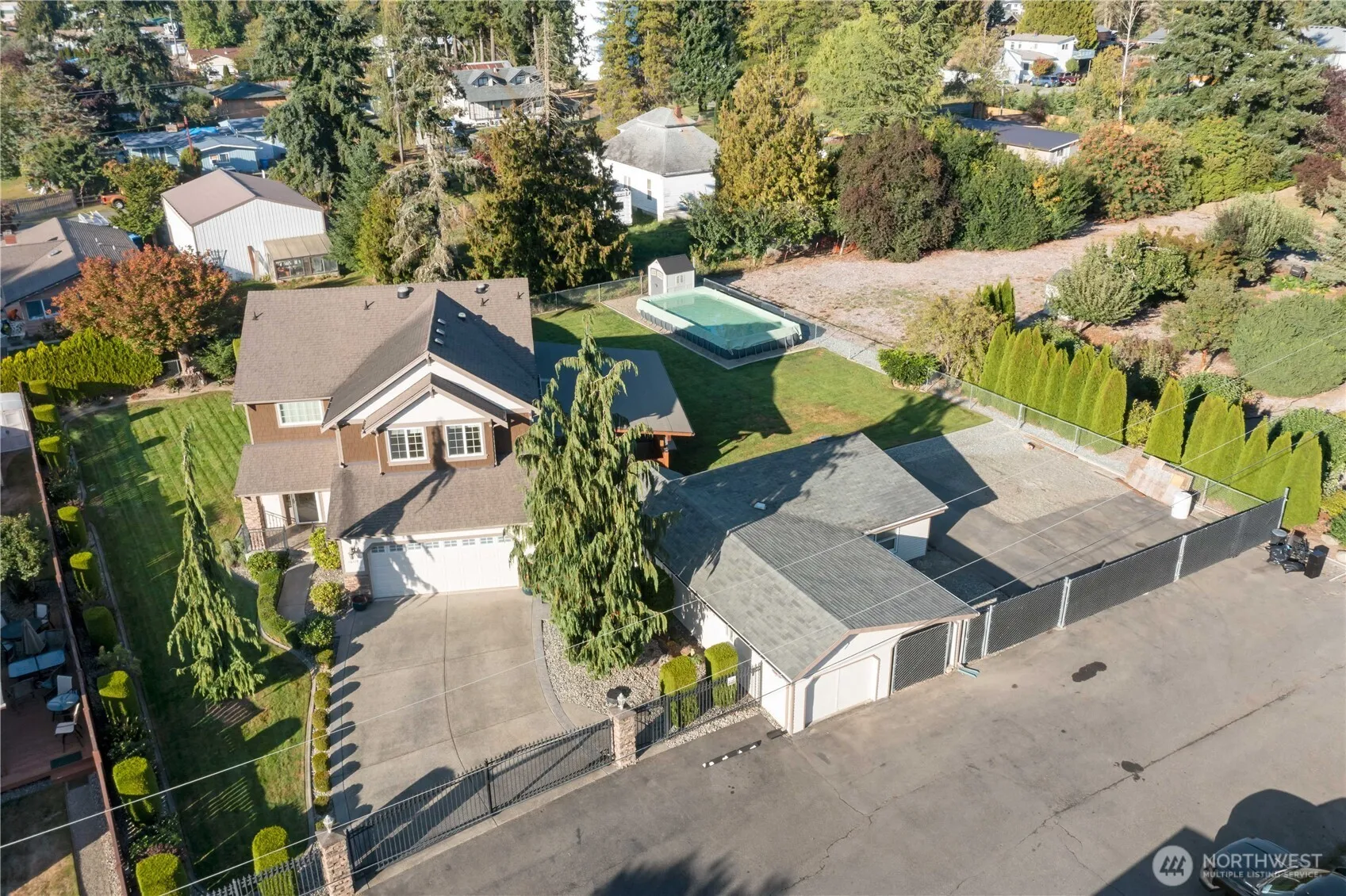 Property photo for 10119 Vickery Avenue E, Tacoma photo 2