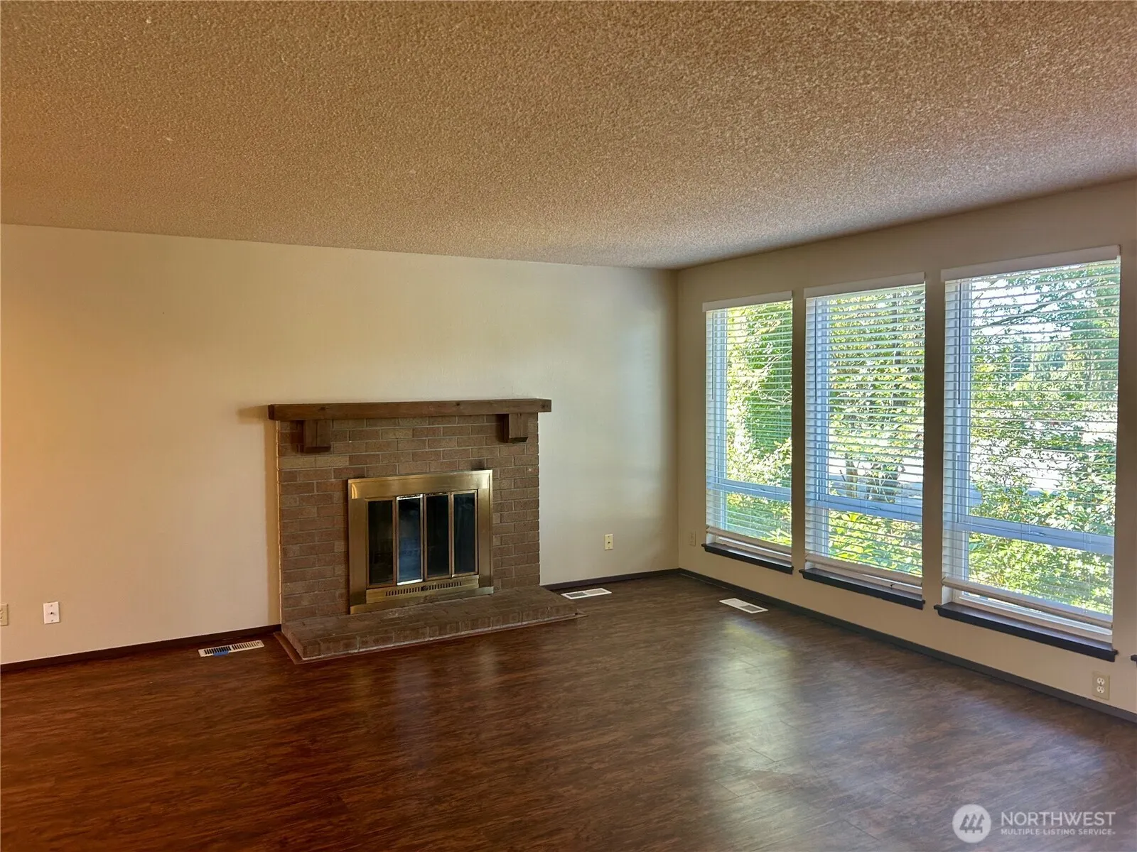 Property photo for 202 Vashon Avenue Se, Renton photo 4