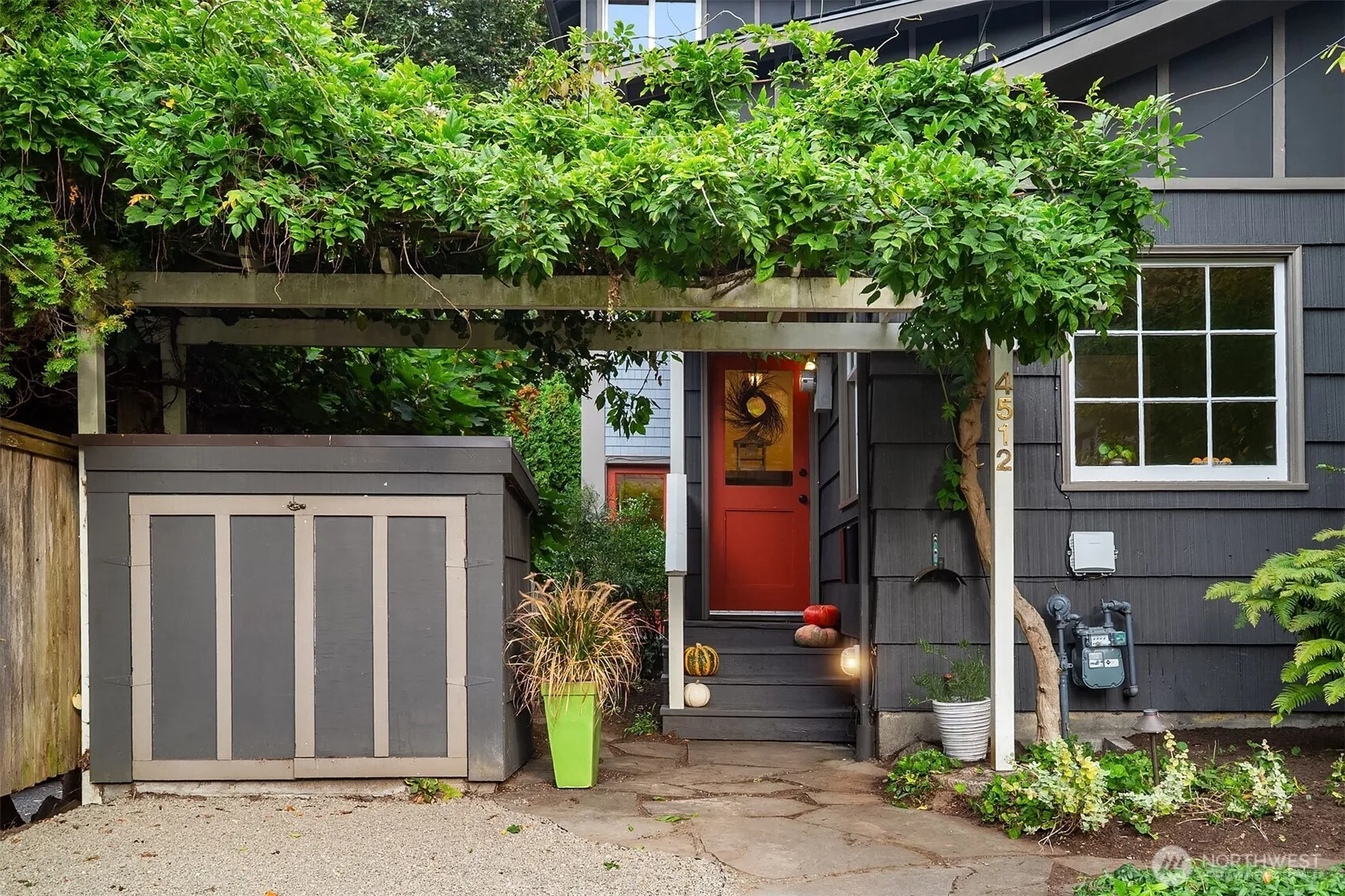 Property photo for 4512 35th Avenue W, Seattle photo 3