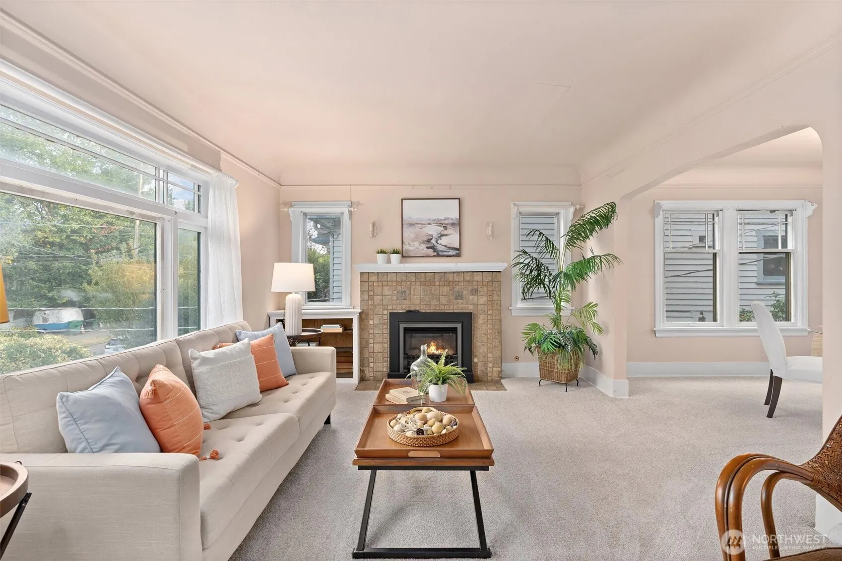 Property photo for 6063 6th Avenue Ne, Seattle photo 5