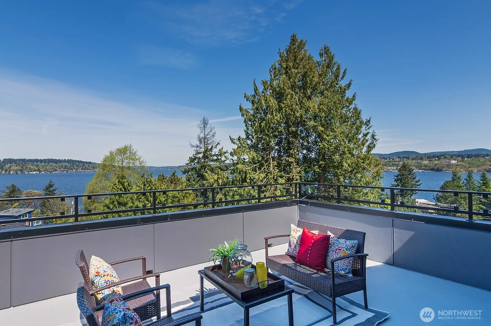 Property photo for 8536 S 114th Street, Seattle photo 2
